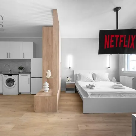 Nephele, The Luxury * Tesalónica