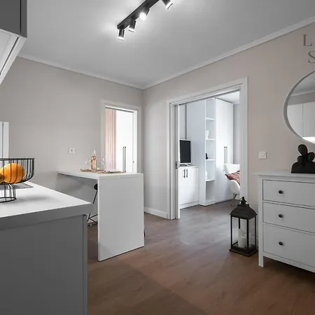 Nephele, The Luxury Tesalónica